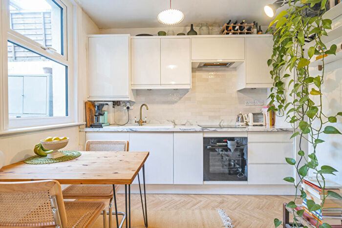 1 Bedroom Apartment For Sale In St. German's Road, London, SE23