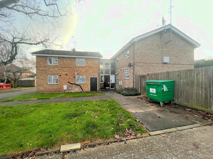 1 Bedroom Flat To Rent In Constable Close, Hayes, UB4