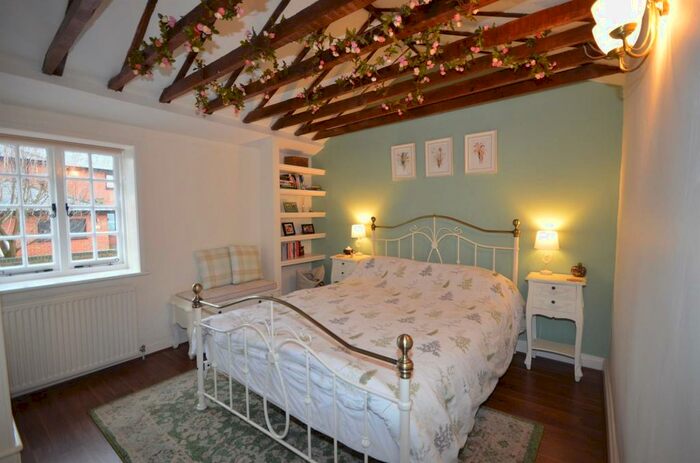 2 Bedroom House To Rent In East Street, Saffron Walden, CB10