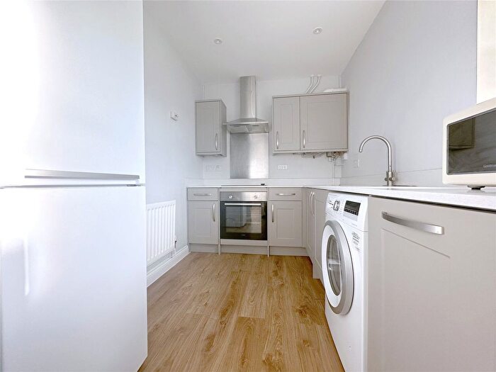 2 Bedroom Flat To Rent In Horseguards, Exeter, EX4
