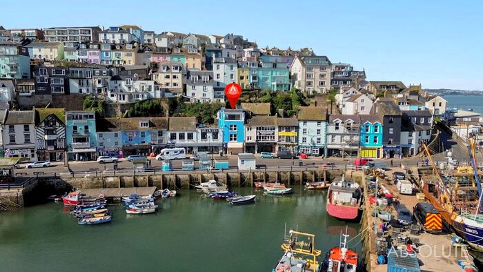 3 Bedroom Flat To Rent In The Quay, Brixham, TQ5