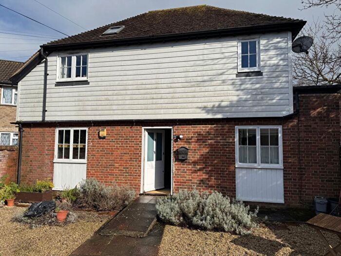 2 Bedroom House To Rent In Broad Street, Canterbury, CT1