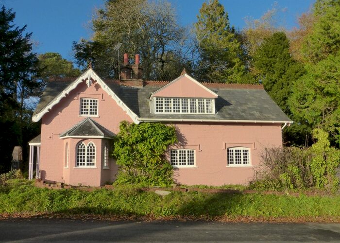 3 Bedroom Detached House To Rent In Redlynch, Salisbury, Wiltshire, SP5