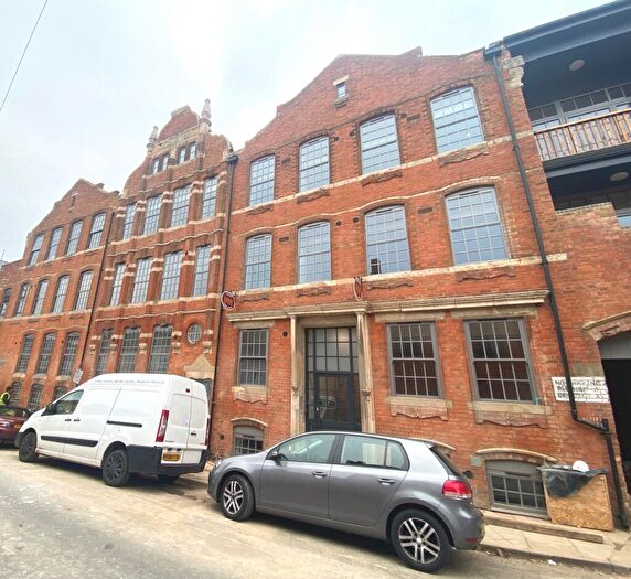 1 Bedroom Apartment To Rent In Dunster Street, Northampton, NN1
