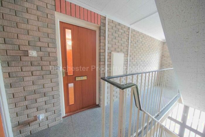 2 Bedroom Flat To Rent In Durngate Street, Dorchester, DT1