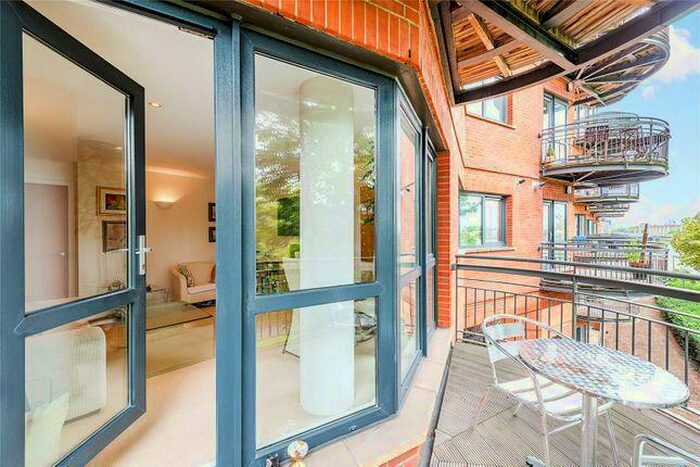 2 Bedroom Apartment To Rent In New Atlas Wharf, Arnhem Place, Westferry, Canary Wharf, London, E14