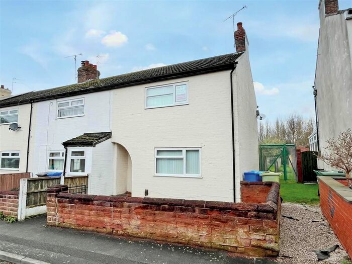 3 Bedroom End Of Terrace House For Sale In Baker Road, Weston Point, Runcorn, WA7