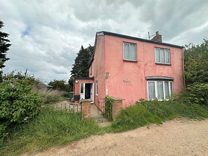 3 Bedroom Detached House For Sale In Euximoor, Christchurch, Wisbech, PE14