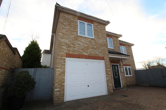 4 Bedroom Detached House To Rent In Cromwell Road, Warley, CM14