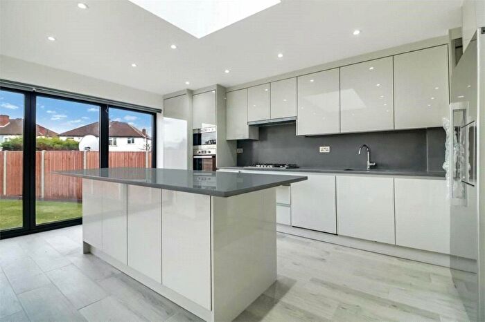 4 Bedroom Semi-Detached House To Rent In Melcombe Gardens, Harrow, HA3