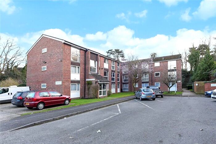 1 Bedroom Apartment To Rent In Trafalgar Court, Southcote Road, Reading, Berkshire, RG30