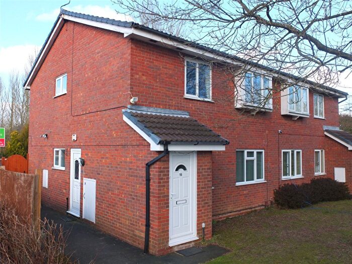 2 Bedroom Flat To Rent In Clares Lane Close, The Rock, Telford, Shropshire, TF3