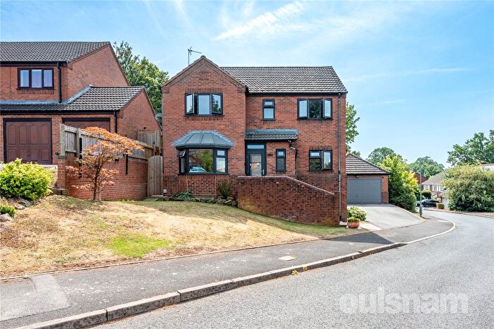 4 Bedroom Detached House For Sale In Duxford Close, Redditch, Worcestershire, B97