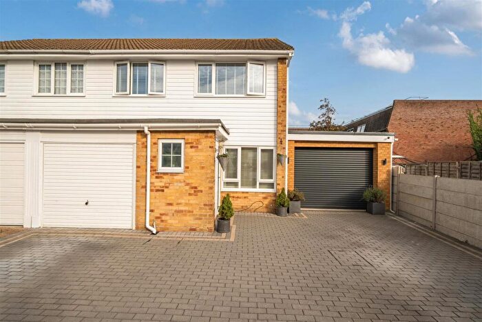 4 Bedroom Semi-Detached House For Sale In Fairthorne Gardens, Alverstoke, Gosport, PO12