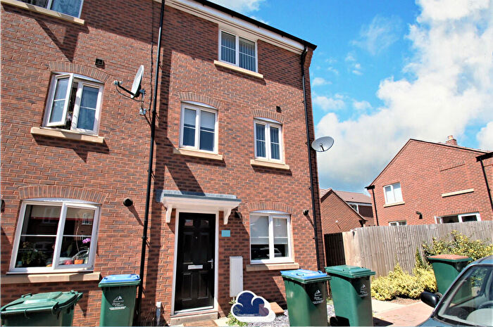 4 Bedroom End Of Terrace House To Rent In Anglian Way, Coventry, CV3
