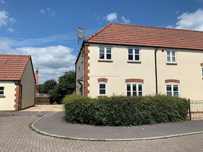 3 Bedroom End Of Terrace House To Rent In Tadley Acres, Shepton Mallet, BA4