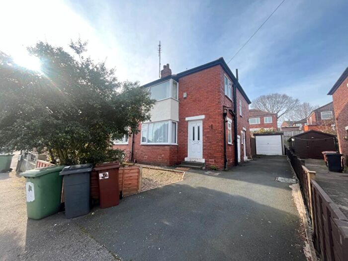3 Bedroom Semi-Detached House To Rent In Lickless Terrace, Horsforth, Leeds, LS18