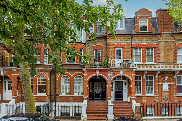 1 Bedroom Flat To Rent In Crookham Road, Parsons Green, London, SW6