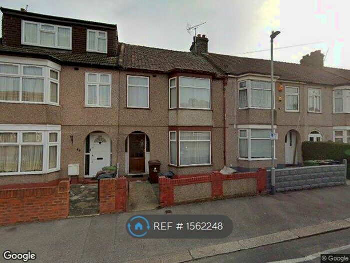 3 Bedroom Terraced House To Rent In Farrance Road, Romford, RM6