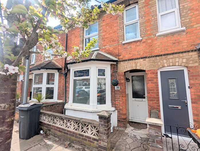 2 Bedroom Terraced House To Rent In Dudley Street, Bedford, MK40