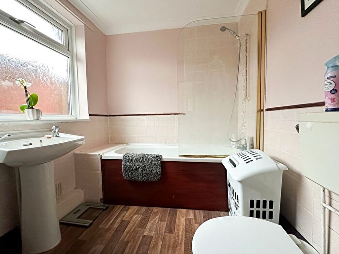 2 Bedroom End Of Terrace House For Sale In Red Lion Street, Redcar, TS10