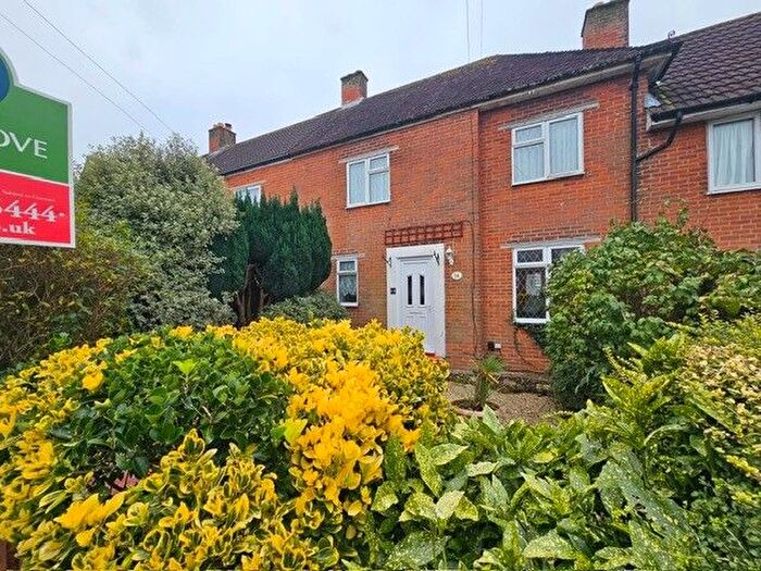 3 Bedroom Property To Rent In Hollyoak Road, Southampton, SO16