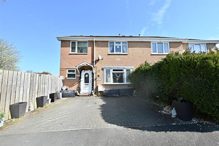 4 Bedroom Semi Detached House For Sale In Albermarle Drive, Catterick Garrison, DL9