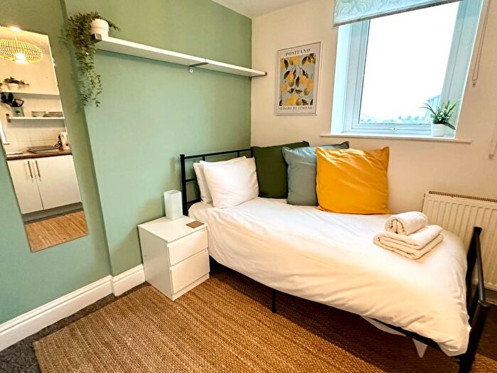 5 Bedroom Terraced House For Sale In Mount Wise, Newquay, TR7