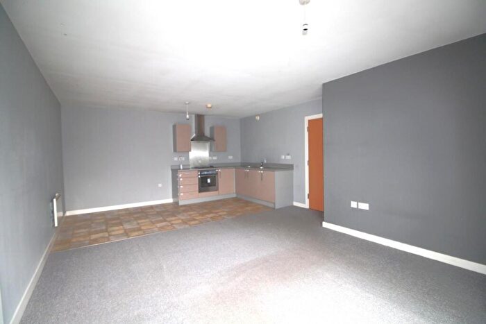 2 Bedroom Flat For Sale In Altrincham Road, Manchester, M22