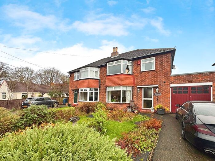 3 Bedroom Semi-Detached House For Sale In Thornley Lane, Rowlands Gill, NE39