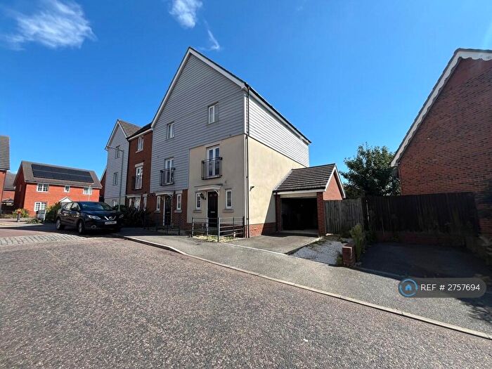 3 Bedroom Terraced House To Rent In Skylark Way, Stowmarket, IP14