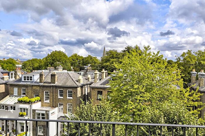 2 Bedroom Flat To Rent In Harcourt Terrace, South Kensington, London, SW10