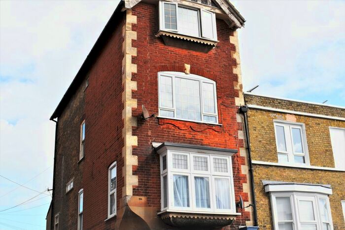1 Bedroom Flat To Rent In High Street, Broadstairs, CT10