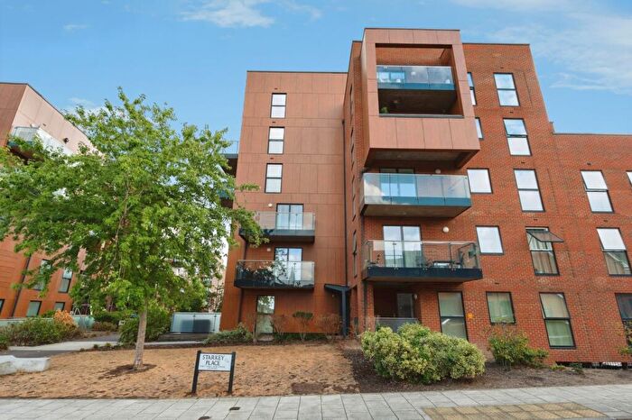 2 Bedroom Property For Sale In Callender Road, Erith, DA8