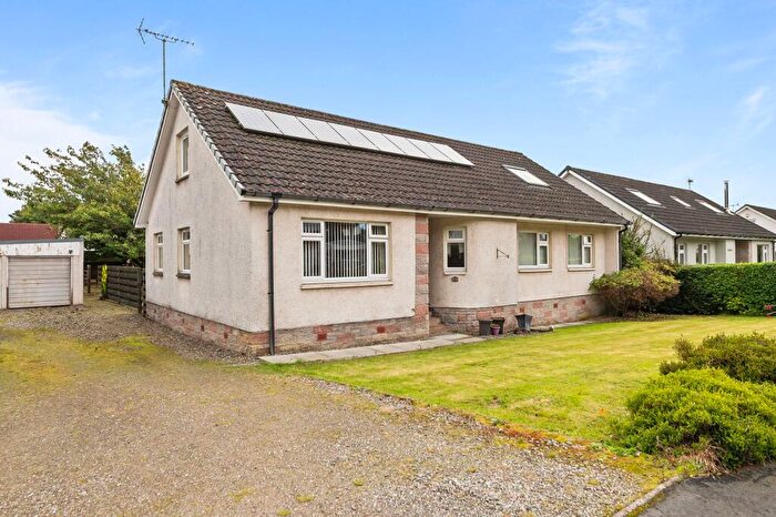 5 Bedroom Detached House For Sale In Greenhaugh Court, Braco, FK15