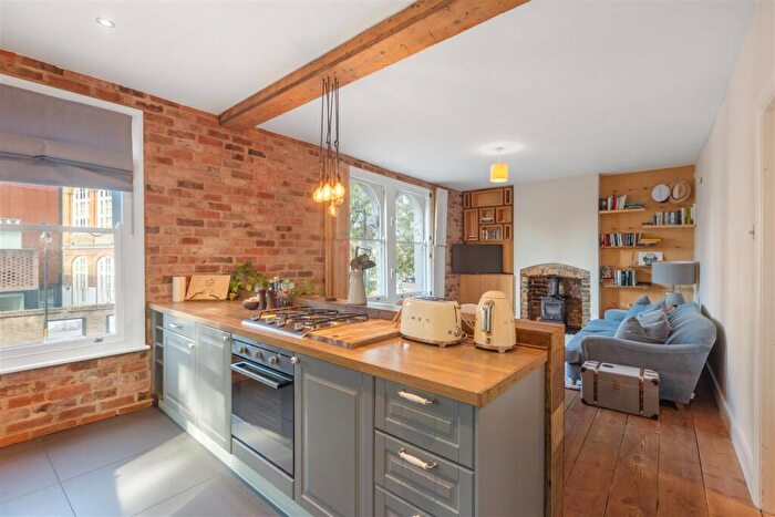 1 Bedroom Flat To Rent In Maxted Road, London, SE15