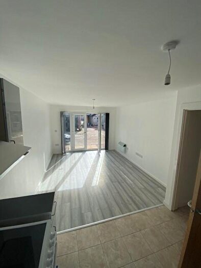 1 Bedroom Flat To Rent In Oak High Court, Drewry Lane, DE22