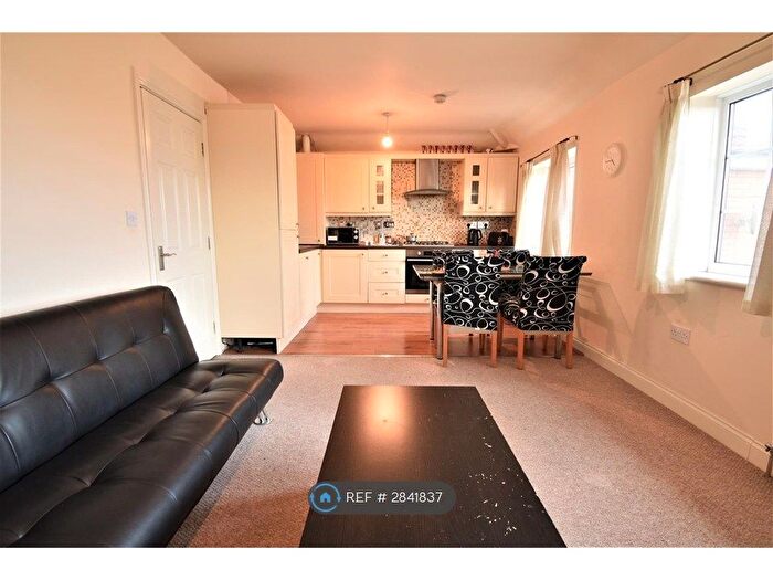 1 Bedroom Flat To Rent In Charlton Road, Bristol, BS10