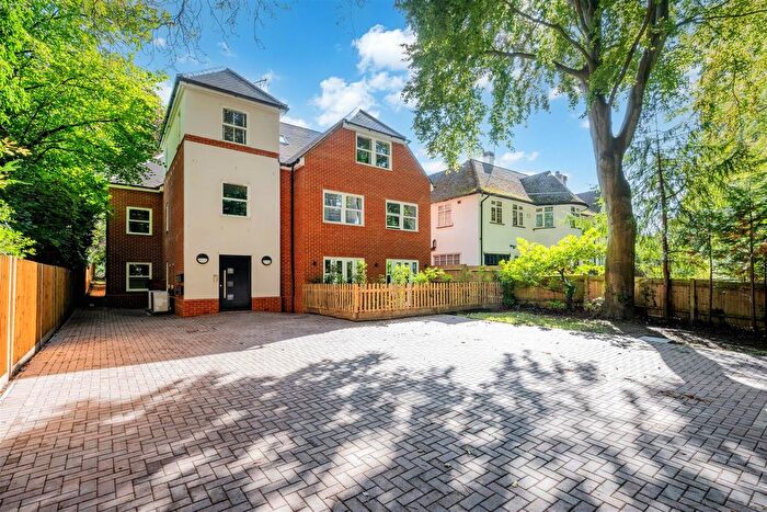 1 Bedroom Flat For Sale In Ashley Road, Epsom, KT18