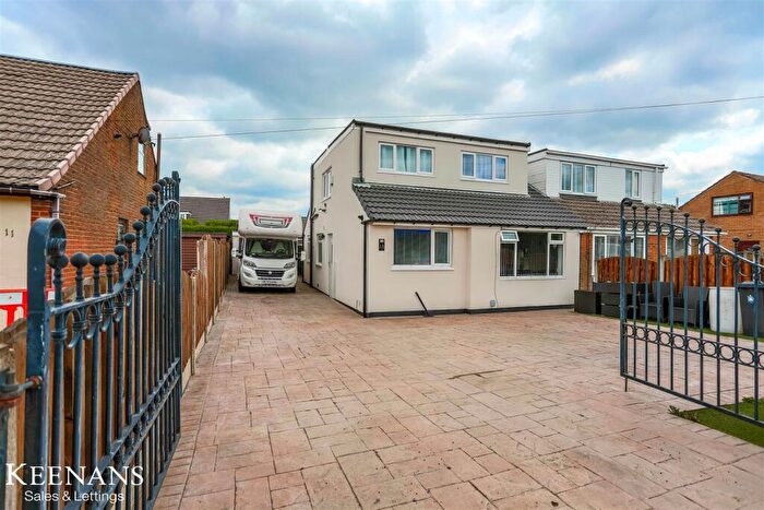 4 Bedroom Semi-Detached Bungalow For Sale In Thirlmere Avenue, Haslingden, Rossendale, BB4