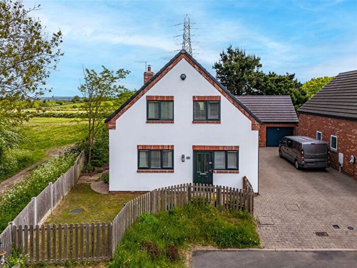 4 Bedroom Detached House For Sale In Wildflower Close, Calow, Chesterfield, S44