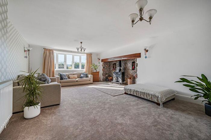 5 Bedroom Detached House For Sale In Semi-rural Bedroom Flexible Family Home, BS40