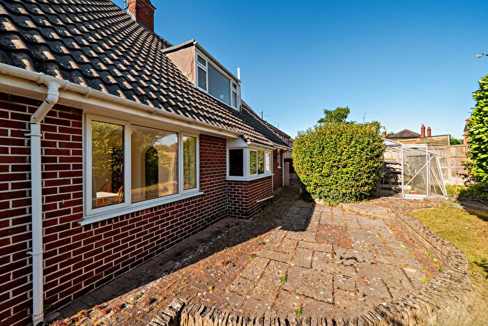 4 Bedroom Detached Bungalow For Sale In Sarn Lane, Hope, LL12