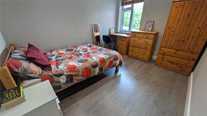 1 Bedroom Property To Rent In Coventry Road, Southampton, Hampshire, SO15