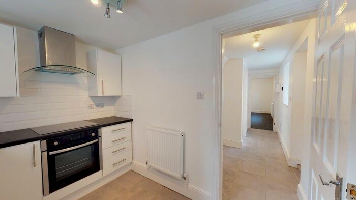 2 Bedroom Terraced House To Rent In Williamson Street, Hull, HU9