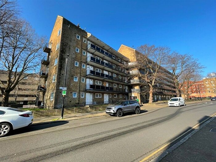 2 Bedroom Flat For Sale In Tabard Street, London, SE1