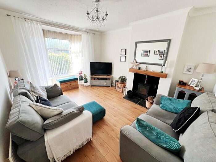 3 Bedroom End Of Terrace House For Sale In Durham Road, Spennymoor, DL16