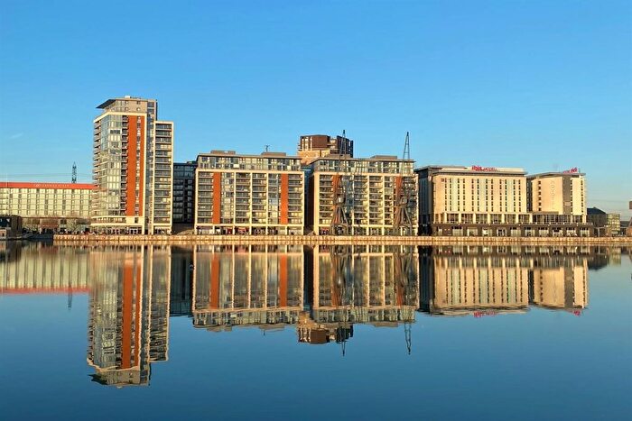 2 Bedroom Flat To Rent In Capital East Apartments, E16