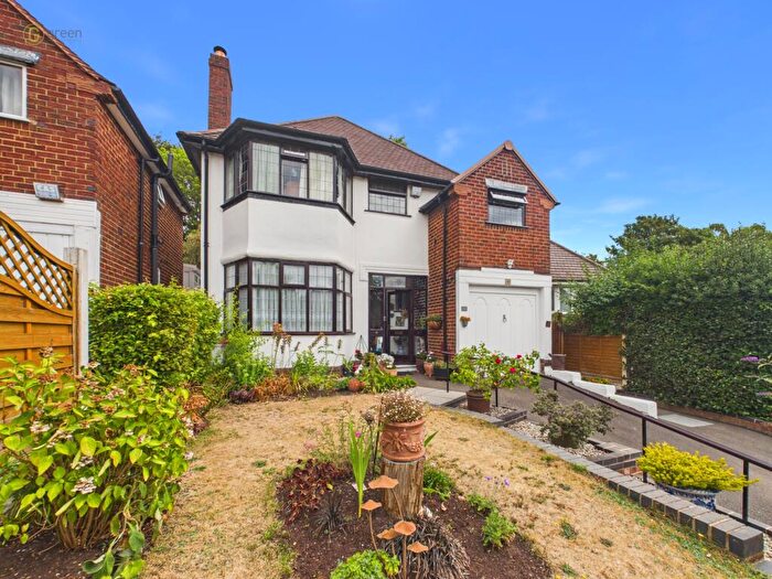 4 Bedroom Detached House For Sale In Fernwood Road, Sutton Coldfield, B73