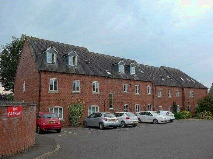 2 Bedroom Flat To Rent In Harris Place, Hinckley, Leicestershire, LE10